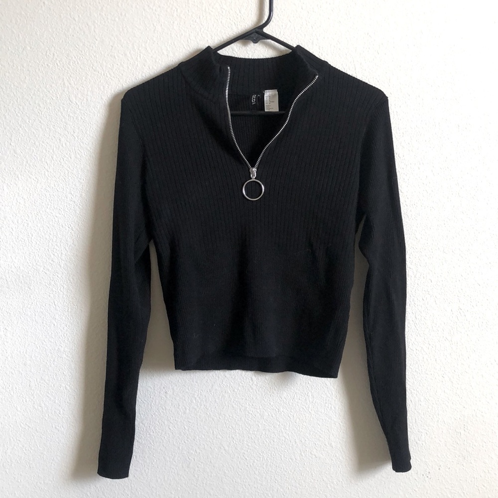 Black H&M quarter zip cropped sweater